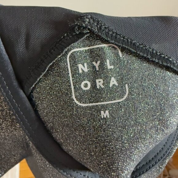 Nylora Sparkle Sleeveless Tank Top size M - Picture 5 of 5